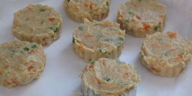 Рецепт рыбных котлеток с морковью и стручковой фасолью в духовке