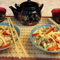 Лапша с куриной грудкой по-китайски