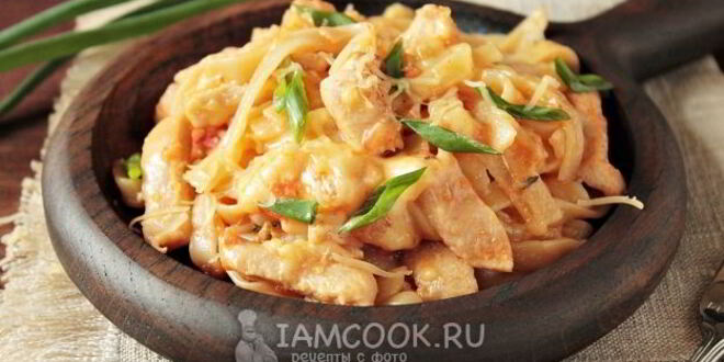 Рецепт лапши с курицей и сыром на сковороде