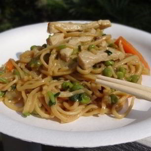 Рецепт Лапши с подливой