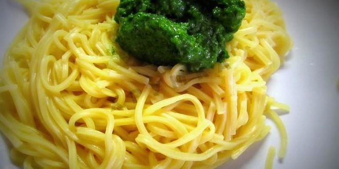 Рецепт лапши в зеленом шпинатном соусе