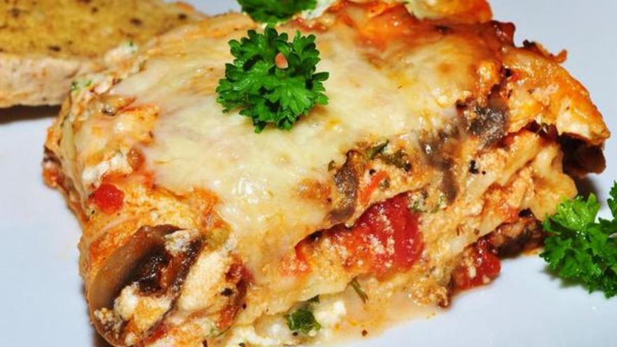 Рецепт домашней мясной лазанья с соусом бешамель