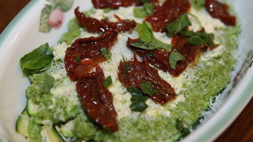 Рецепт лазаний из цукини с рикоттой и соусом песто