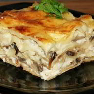 Рецепт Лазаний с индюшиным фаршем и соусом бешамель