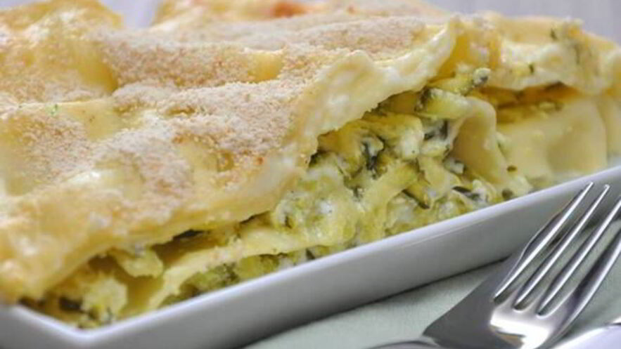 Рецепт лазаний с цукини и козьим сыром