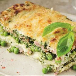 Рецепт Лазаний с ветчиной, горошком и творогом