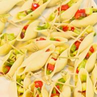 Рецепт Конкильонь, фаршированных острым рататуем