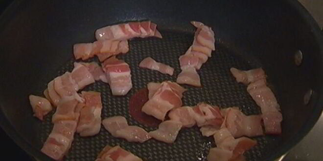 Рецепт макарон-ракушек со спаржей, горохом и беконом