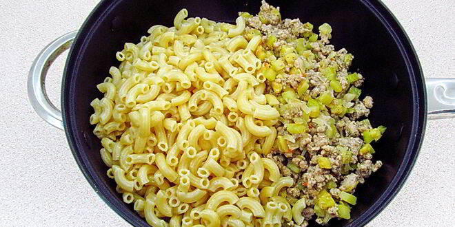 Рецепт макарон с фаршем и кабачками