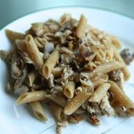 Рецепт Макарон с отварной курицей и грецкими орехами