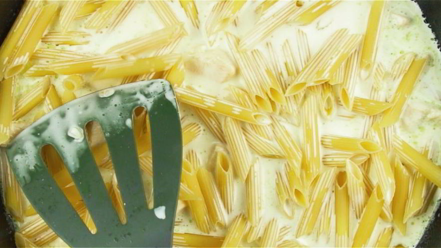 Рецепт макарон с сыром и курицей