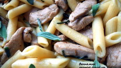 Рецепт Пасты с курицей, грецкими орехами и шалфеем