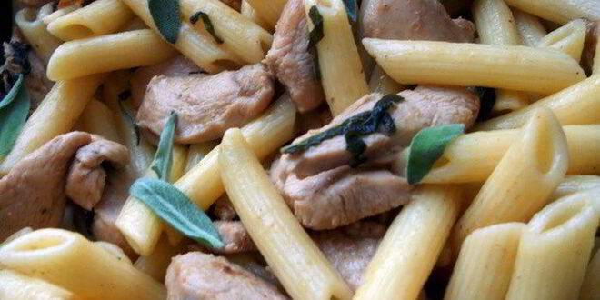 Рецепт пасты с курицей, грецкими орехами и шалфеем