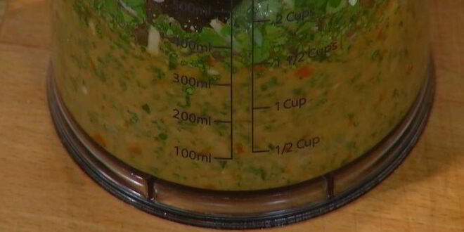 Рецепт пасты с курицей, оливками и соусом песто