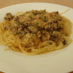 Рецепт Спагетти с сардинами и сухариками