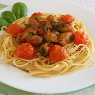 Рецепт Спагетти со сладкой курицей и черри