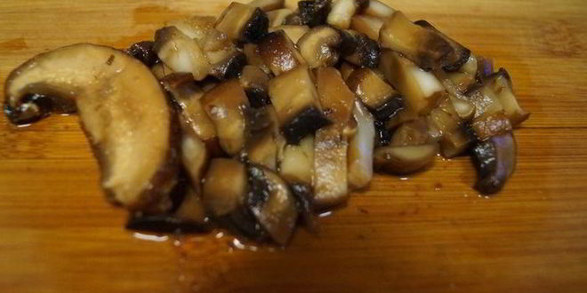 Рецепт мяса по-французски с грибами и помидорами