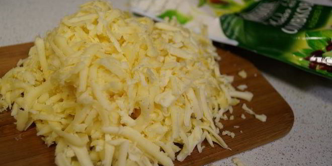 Рецепт мяса по-французски с грибами и помидорами