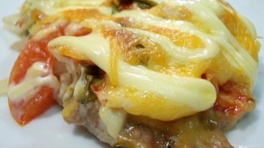 Рецепт мяса по-французски с грибами в духовке