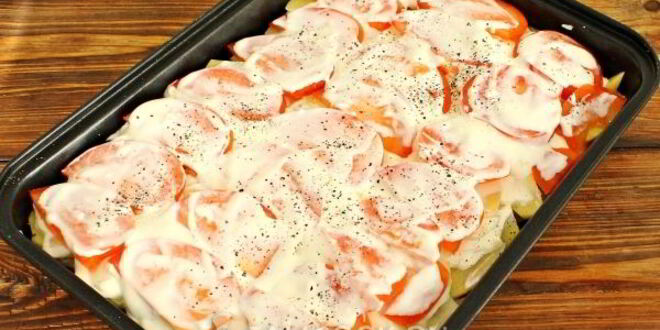 Рецепт мяса по-французски с картошкой и помидорами