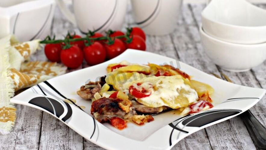 Рецепт мяса по-французски в мультиварке с картофелем