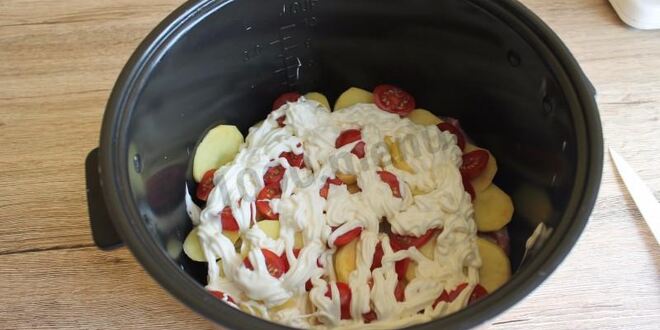 Рецепт мяса по-французски в мультиварке с картофелем