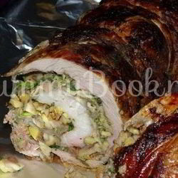 Рецепт Фаршированого седла ягненка с каштанами и грибами