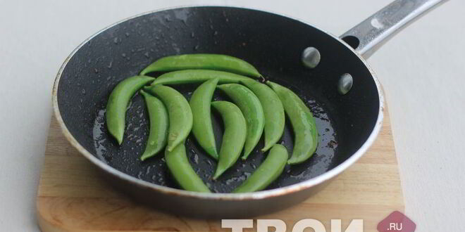 Рецепт куриного филе с молодым горошком