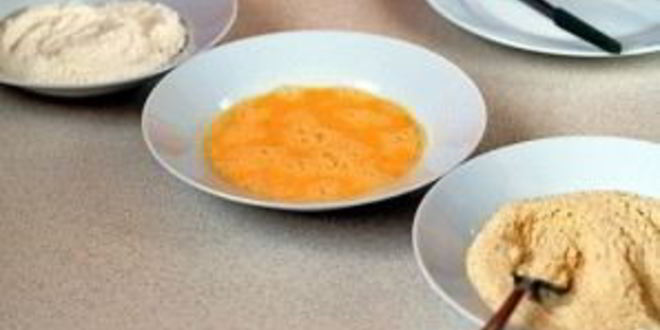 Рецепт куриных отбивных в сухарях