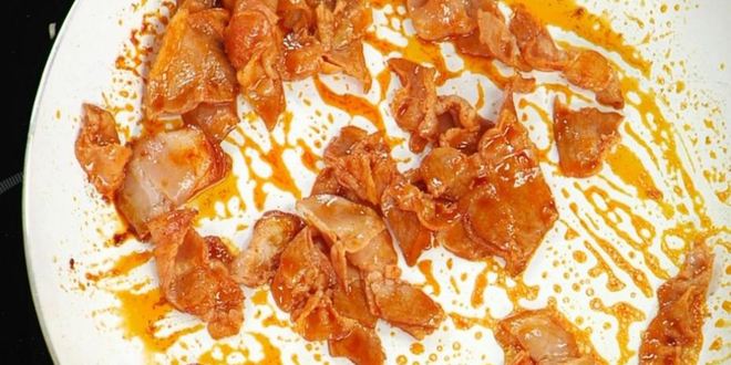 Рецепт свиной корейки с тушеной капустой