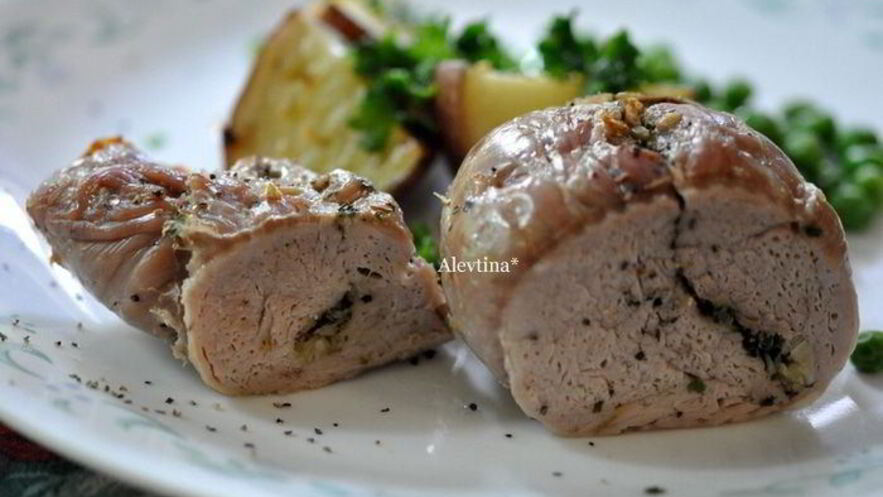 Рецепт свинины с начинкой из лука и чеснока