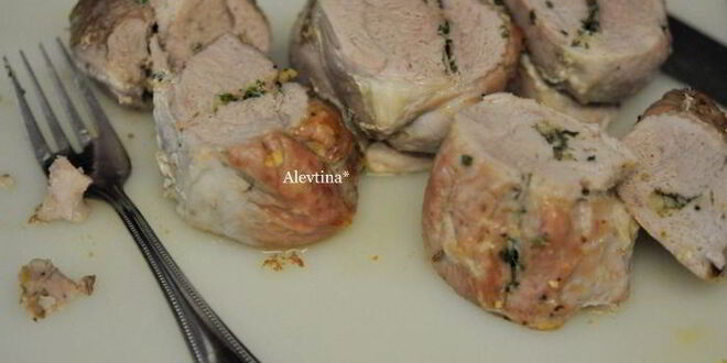 Рецепт свинины с начинкой из лука и чеснока