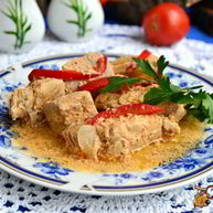 Рецепт Свинины в сметанно-томатном соусе на пару