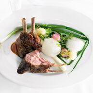 Рецепт Телятины с томлеными корнеплодами и пеной из пармезана