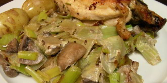 Рецепт нежного гарнира из лука-порея и грибов с маскарпоне