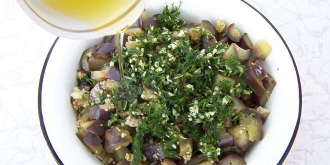 Рецепт баклажанов с чесноком и укропом