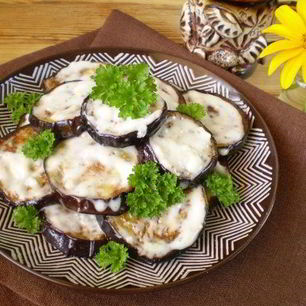 Рецепт Баклажанов жареных с чесноком и майонезом