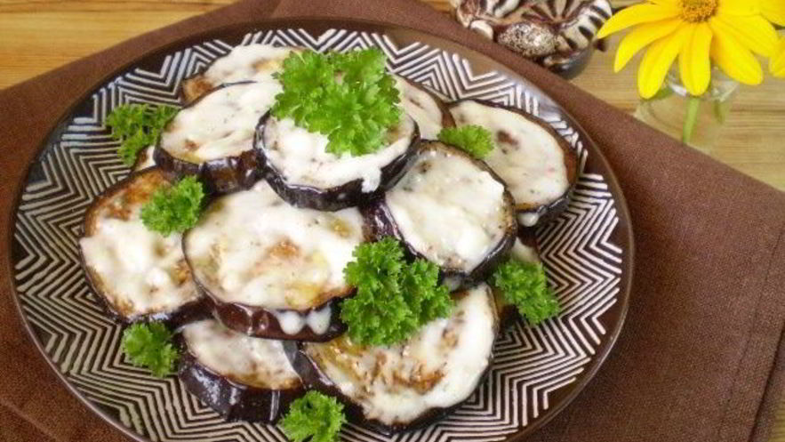 Рецепт баклажанов жареных с чесноком и майонезом
