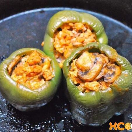 Рецепт Перцев фаршированных курицей и грибами