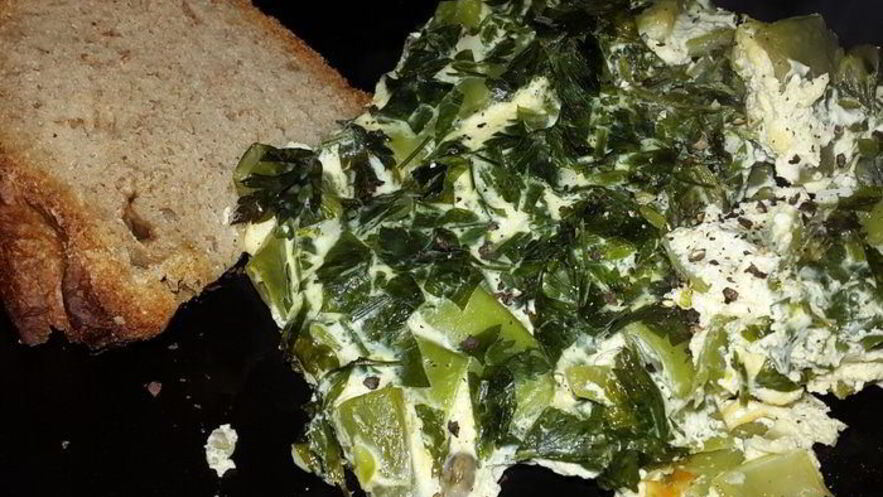 Рецепт стручковой фасоли, запеченной в сливочном омлете