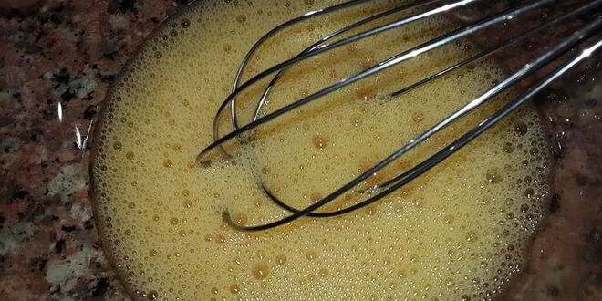 Рецепт стручковой фасоли, запеченной в сливочном омлете