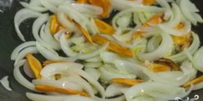 Рецепт тушеной капусты с куриной грудкой