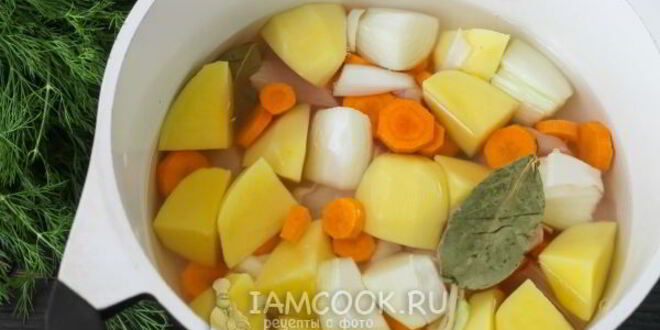 Рецепт тушеной картошки с курицей в кастрюле
