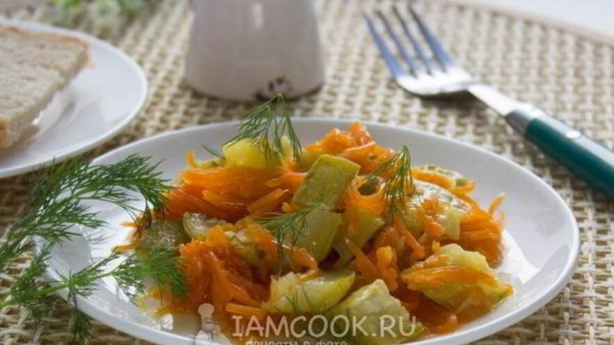 Рецепт тушеных кабачков с морковью в мультиварке