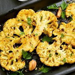 Рецепт Запеченной цветной капусты с чесноком