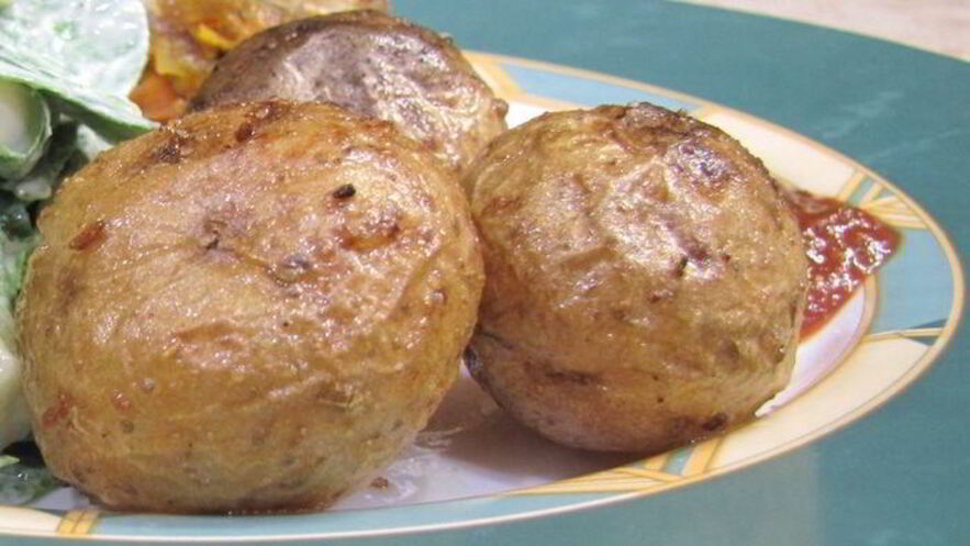 Рецепт запеченного картофеля с семенами фенхеля