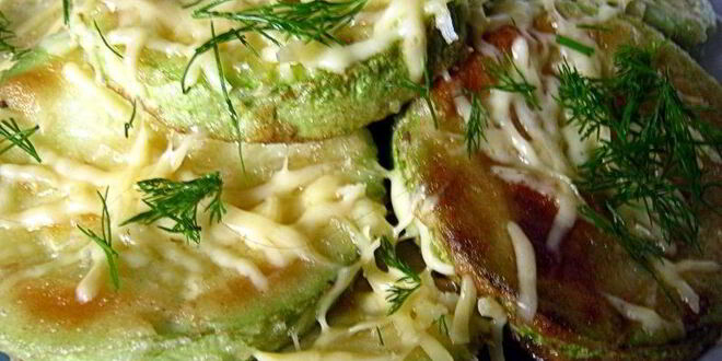 Рецепт жареных кабачков с сыром и чесноком