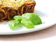 Рецепт Каннеллонь с куриной печенью и ветчиной под соусом из потрошков