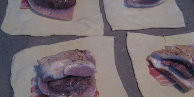 Рецепт конвертов с куриной грудкой, печенью и беконом