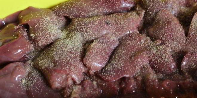 Рецепт куриной печени с яблоками и луком